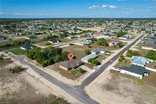 1321 NE 19th St, Cape Coral, FL 33909 - Photo 18