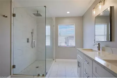 1321 NE 19th St, Cape Coral, FL 33909 - Photo 8