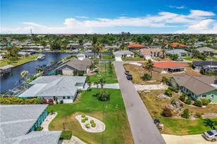 125 SE 41st Terrace, Cape Coral, FL 33904 - Photo 6