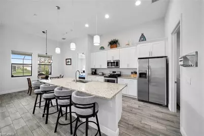 311 SE 14th St, Cape Coral, FL 33990 - Photo 8