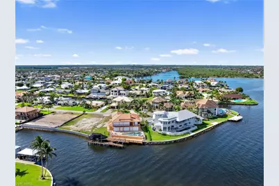 799 Cypress Lake Cir, Fort Myers, FL 33919 - Photo 20