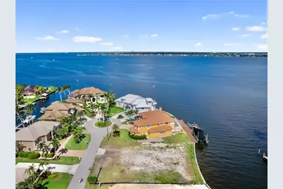 799 Cypress Lake Cir, Fort Myers, FL 33919 - Photo 1