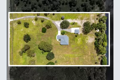 221 10th St SE, Naples, FL 34117 - Photo 44