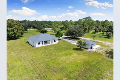 221 10th St SE, Naples, FL 34117 - Photo 48