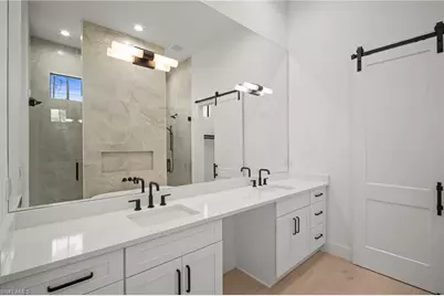 25400 Divot Dr, Bonita Springs, FL 34135 - Photo 20