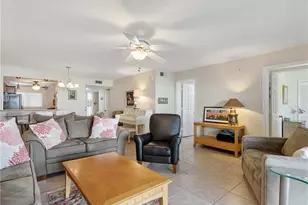 11921 Seabreeze Cove Ln, Fort Myers, FL 33908 - Photo 8