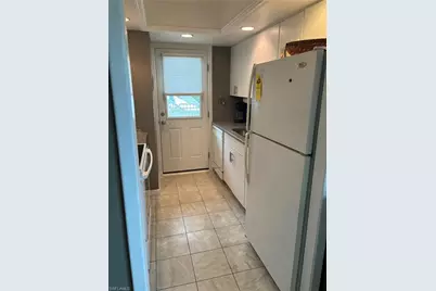 1021 3rd St S #200, Naples, FL 34102 - Photo 12