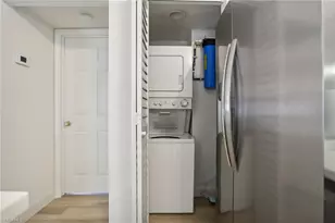 980 7th Ave S, Naples, FL 34102 - Photo 12