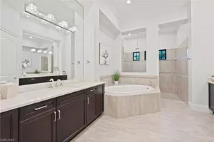 4249 Deephaven Ln, Naples, FL 34119 - Photo 14