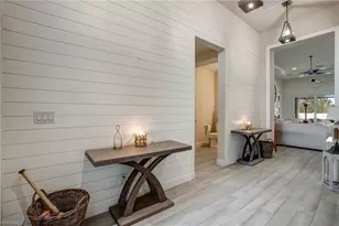 9292 Cayman Dr, Naples, FL 34114 - Photo 4