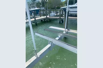 4090 Gulf Shore Blvd N, Naples, FL 34103 - Photo 2