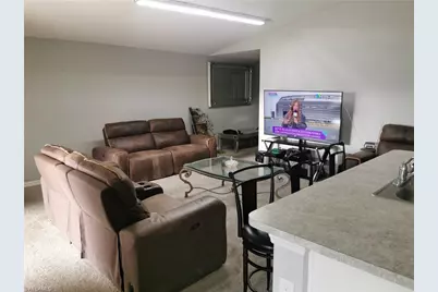 2116 NE 5th Pl, Cape Coral, FL 33909 - Photo 6