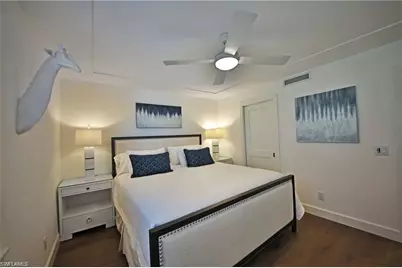 9517 Gulf Shore Dr #401, Naples, FL 34108 - Photo 10