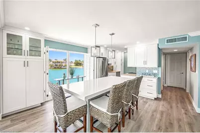 333 Harbour Dr #201, Naples, FL 34103 - Photo 1