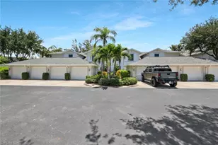 1340 Charleston Square Dr, Naples, FL 34110 - Photo 24