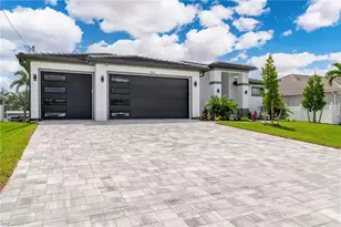 5023 SW 13th Ave, Cape Coral, FL 33914 - Photo 2