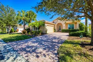 13866 Woodhaven Cir, Fort Myers, FL 33905 - Photo 8