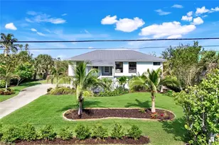 647 Rabbit Rd, Sanibel, FL 33957 - Photo 1