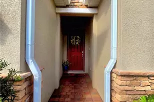 3401 Acapulco Cir, Cape Coral, FL 33909 - Photo 4