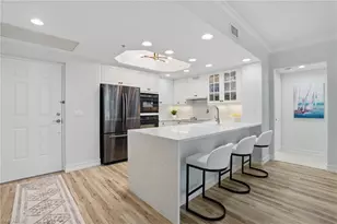 2728 Tiburon Blvd E, Naples, FL 34109 - Photo 2