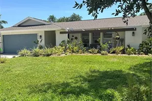 5692 Eichen Cir W, Fort Myers, FL 33919 - Photo 1