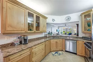 832 Tanbark Dr, Naples, FL 34108 - Photo 6