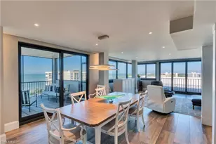 11030 Gulf Shore Dr, Naples, FL 34108 - Photo 16