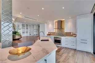 11030 Gulf Shore Dr, Naples, FL 34108 - Photo 20