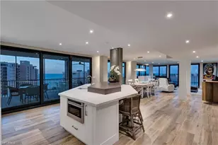 11030 Gulf Shore Dr, Naples, FL 34108 - Photo 22