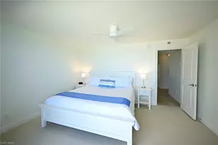 10951 Gulf Shore Dr, Naples, FL 34108 - Photo 20