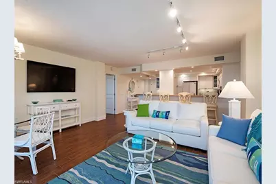 11030 Gulf Shore Dr #504, Naples, FL 34108 - Photo 6