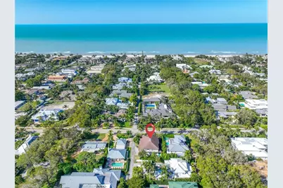 160 3rd St N, Naples, FL 34102 - Photo 2