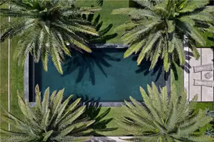 3655 Fort Charles Dr, Naples, FL 34102 - Photo 38