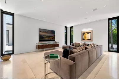 3655 Fort Charles Dr, Naples, FL 34102 - Photo 12