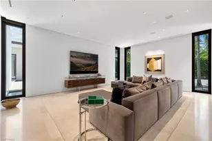 3655 Fort Charles Dr, Naples, FL 34102 - Photo 12