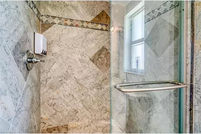 5146 York Ct, Cape Coral, FL 33904 - Photo 14