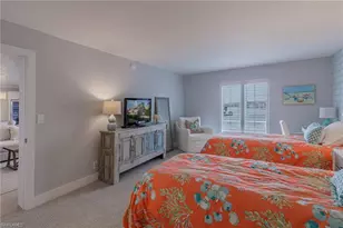 250 Park Shore Dr, Naples, FL 34103 - Photo 20