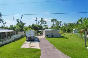 27940 Leatherwood Cir, Punta Gorda, FL 33950 - Photo 40