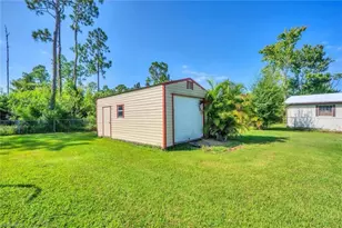 27940 Leatherwood Cir, Punta Gorda, FL 33950 - Photo 2