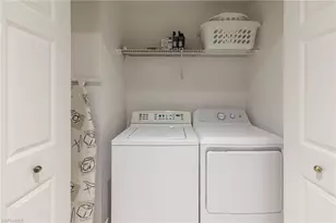 410 Bayfront Pl, Naples, FL 34102 - Photo 20