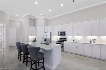 7253 Wilton Dr, Naples, FL 34109 - Photo 6