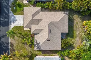 25731 Old Gaslight Dr, Bonita Springs, FL 34135 - Photo 32