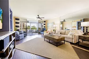 11118 Gulf Shore Dr, Naples, FL 34108 - Photo 16