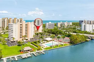 11118 Gulf Shore Dr, Naples, FL 34108 - Photo 1