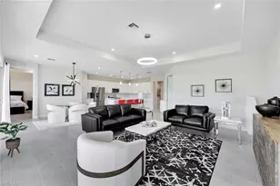 303 Indies Dr W, Naples, FL 34114 - Photo 2