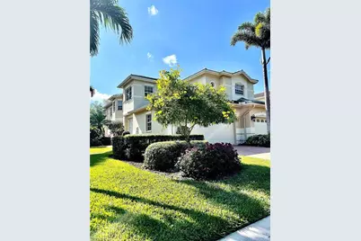 650 Vintage Reserve Cir #5C, Naples, FL 34119 - Photo 2