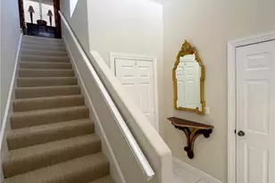 650 Vintage Reserve Cir, Naples, FL 34119 - Photo 4