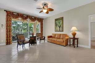 650 Vintage Reserve Cir, Naples, FL 34119 - Photo 6