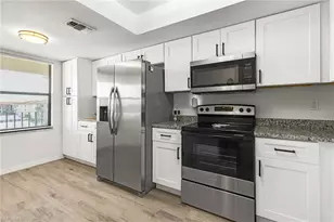 12621 Kelly Sands Way, Fort Myers, FL 33908 - Photo 8