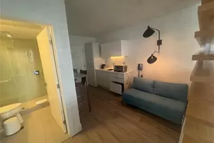 6080 Collins Ave, Miami Beach, FL 33140 - Photo 18